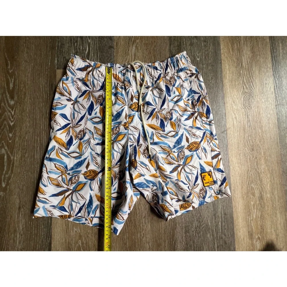 Hang Ten Gold Swim Trunks Mens Medium White Tropical Leaf Print Excellent Shorts